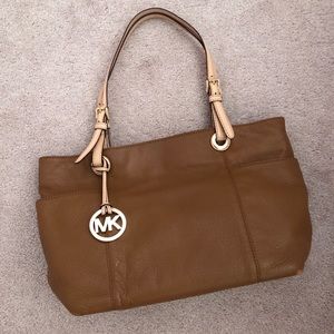 Michael Kors Jet Set Soft Pebbled Leather Tote